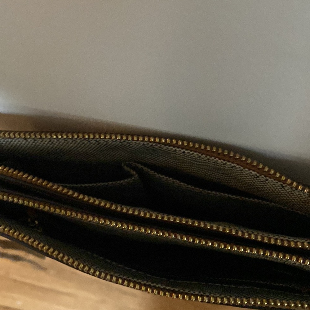 Handbag - Picture 4 of 6